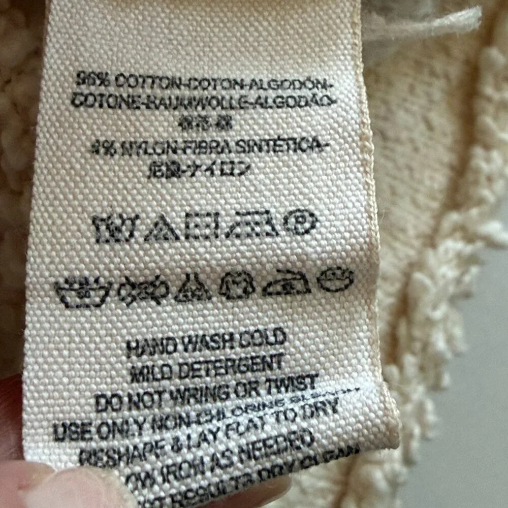 FREE PEOPLE Ivory Cream Popcorn Cropped Pullover Sweater Medium